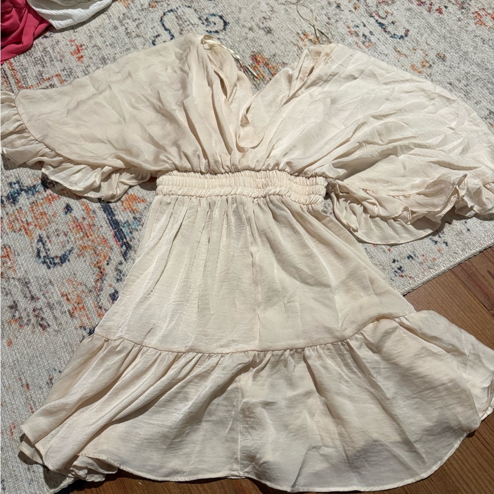 Glam Cream Flowy Dress